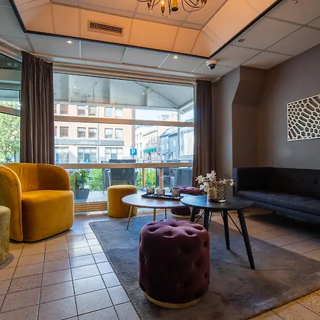 Hotel First Amalie 4*