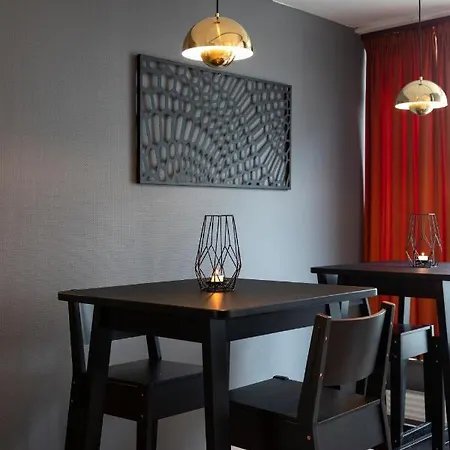 Hotel Enter Amalie 4*