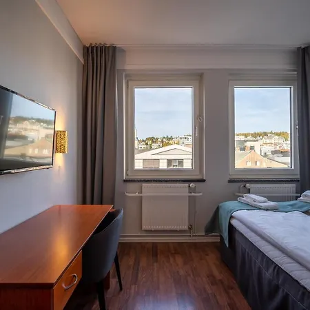 Hotel Enter Amalie 4*