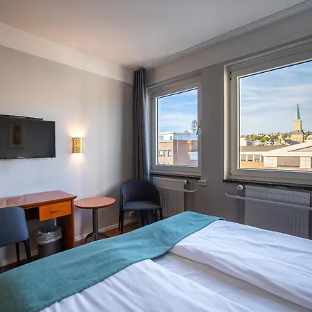 Hotel First Amalie 4*
