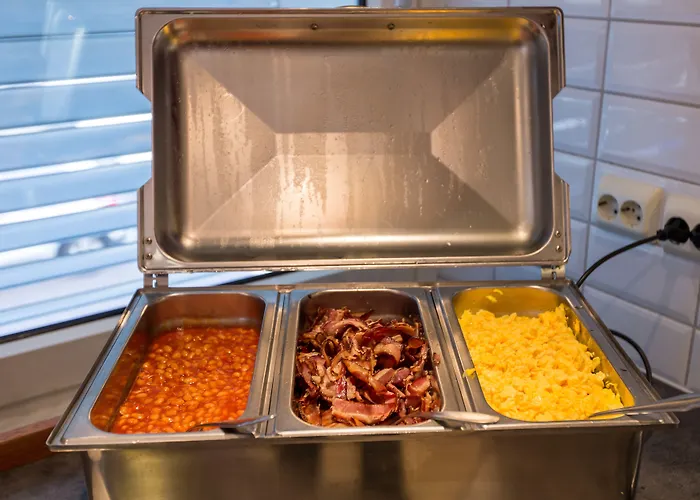 Enter Amalie Tromsø