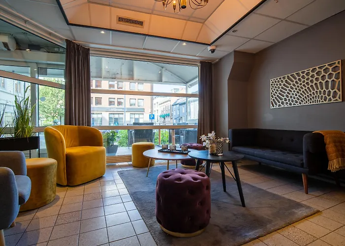 Hotel First Amalie 4*